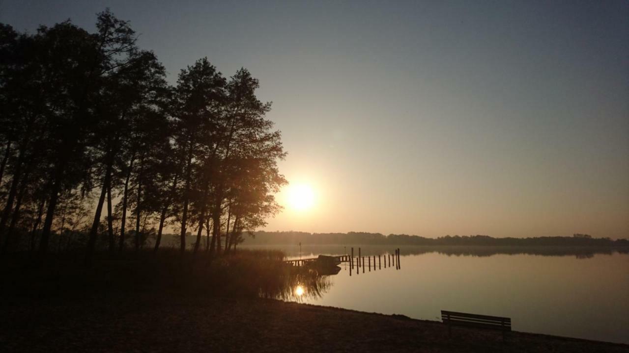 Fewoamglubigsee Wendisch Rietz Esterno foto